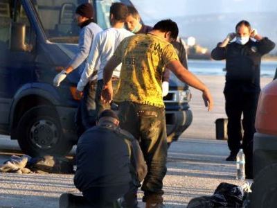 Συλλήψεις λαθρομεταναστών από το Λιμενικό